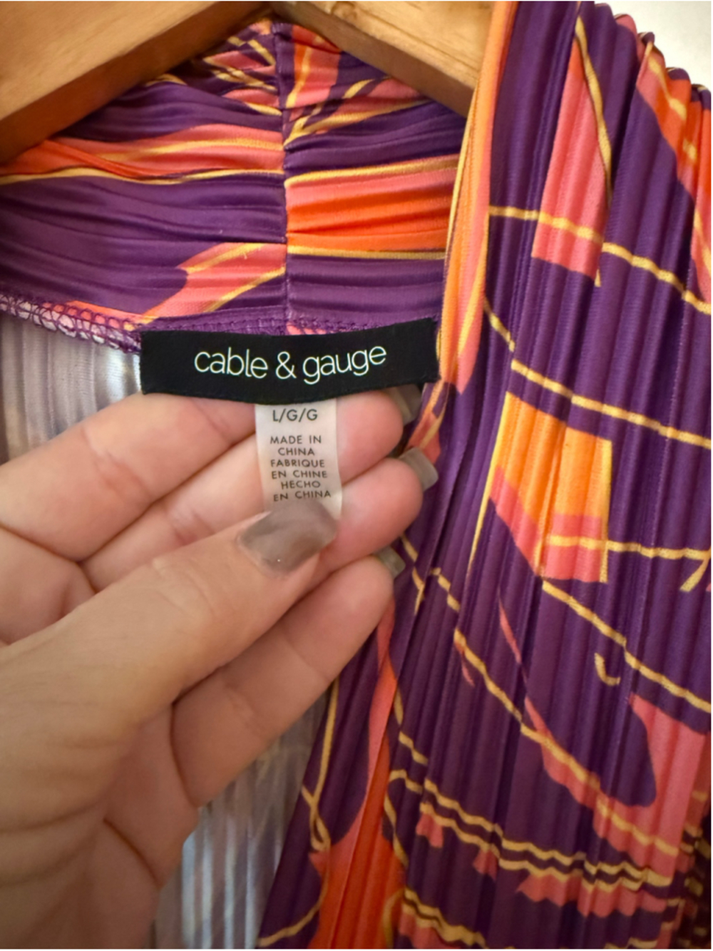 Cable & Gauge Blouse Women's Large Purple Orange Leaf Print Pleated - Picture 3 of 4